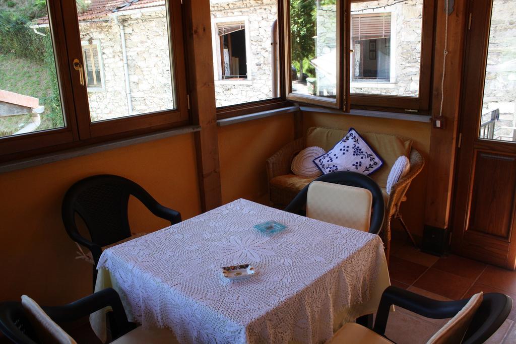 Home In Garfagnana Vagli di Sotto Eksteriør billede