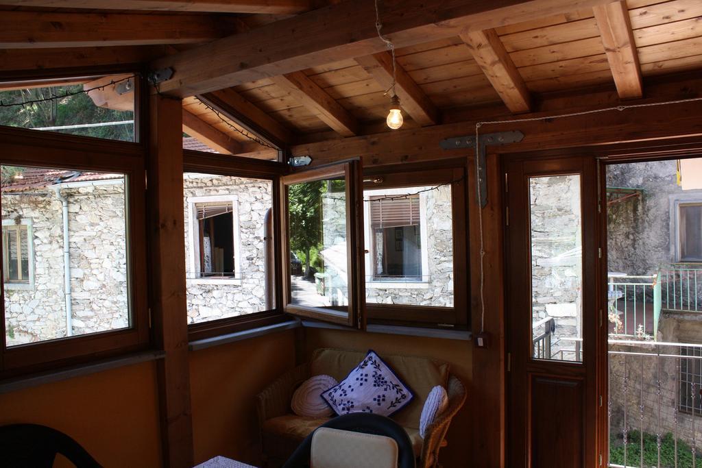 Home In Garfagnana Vagli di Sotto Eksteriør billede